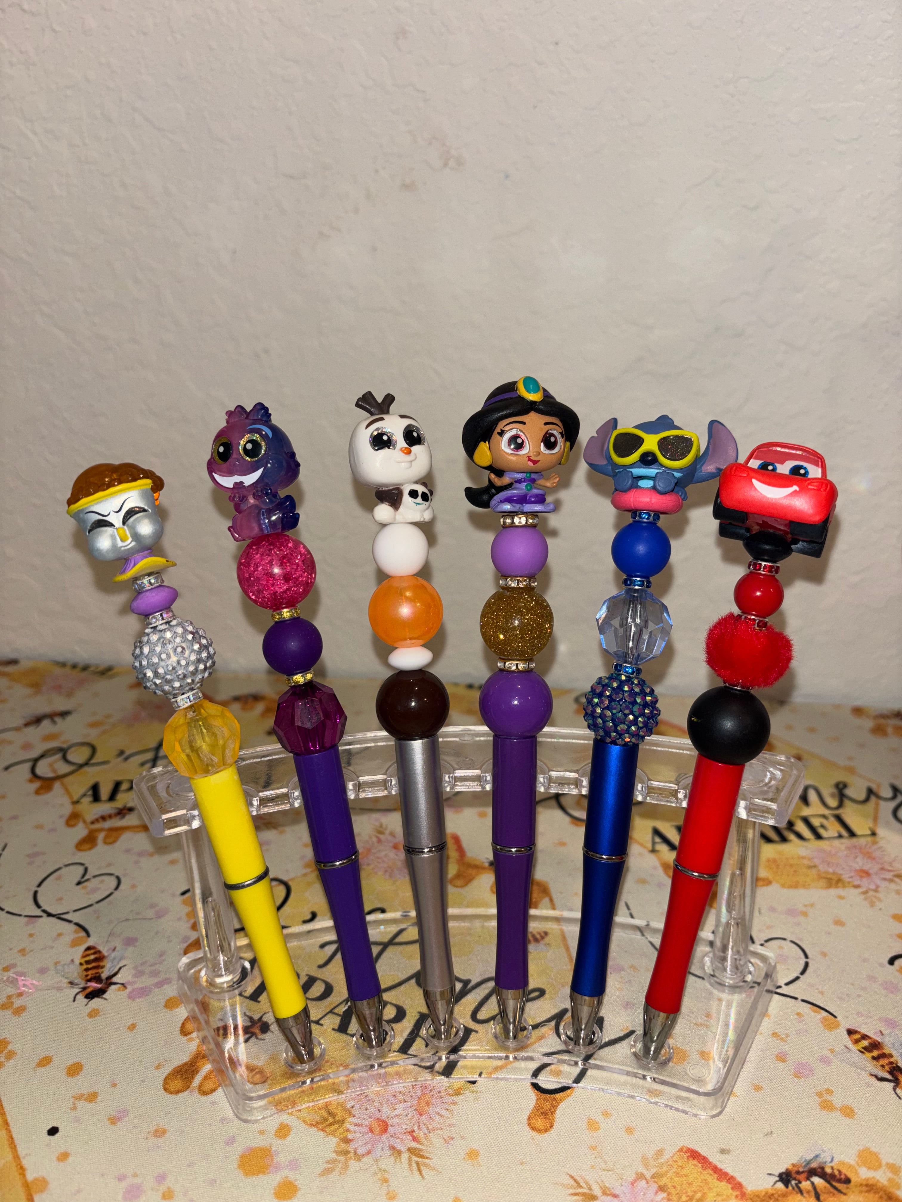 Beaded doorable pens